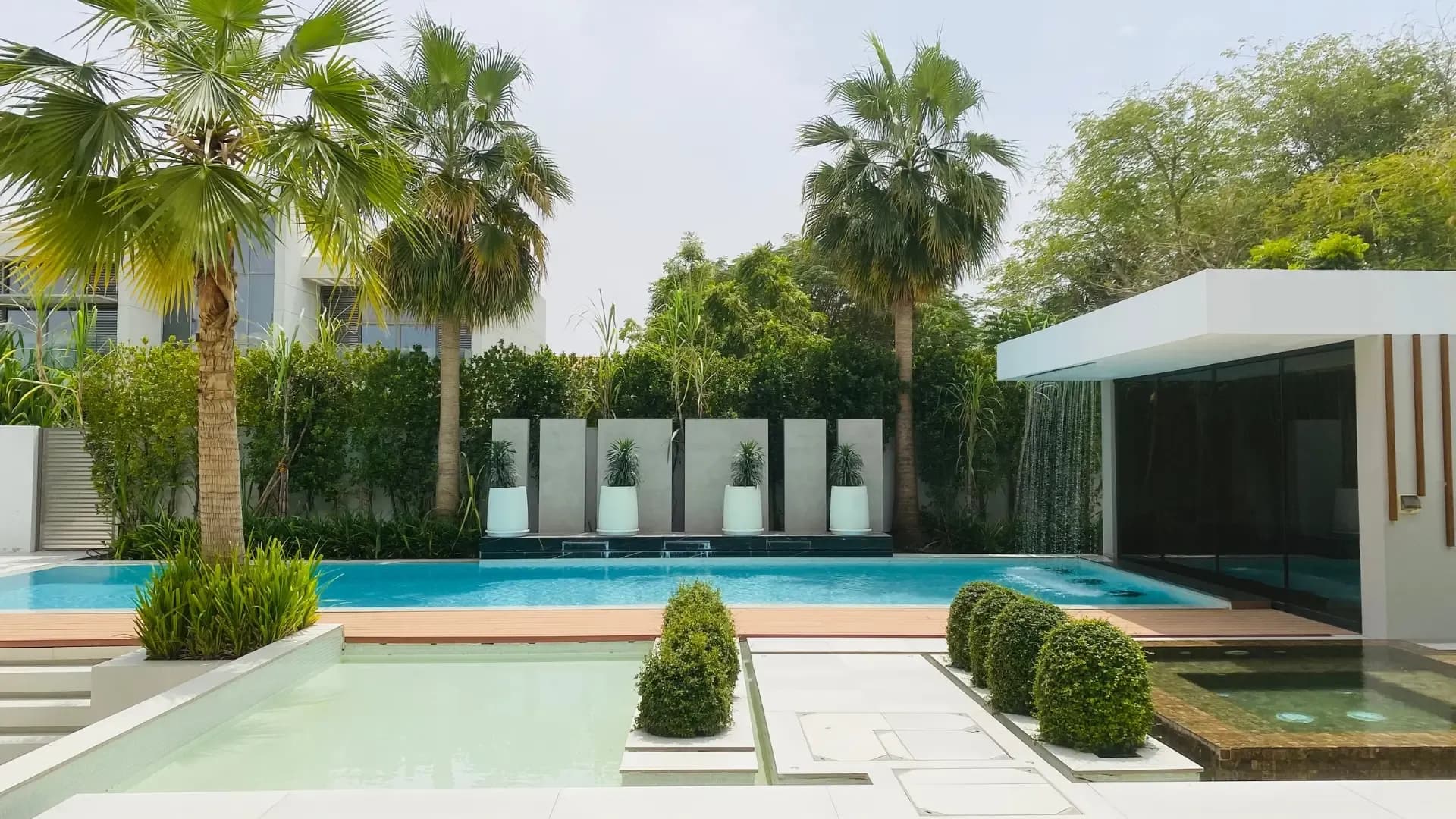 Swimming pool maintenance at a villa in Dubai